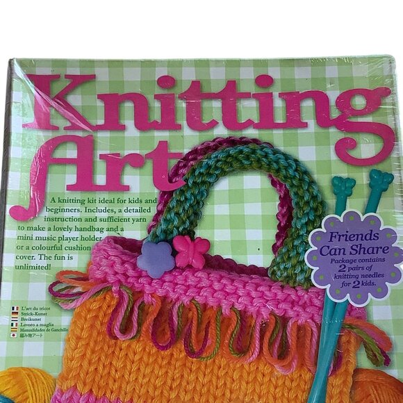 Knitting Art Kit  Kids Beginners Mini Handbag Cushion Cover Instruction Yarn NEW - Picture 2 of 9